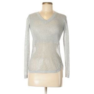 Beautiful gray Tommy Bahama Sweater